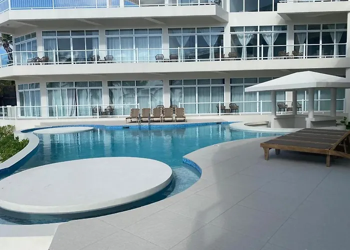 Styles 2c - Ocean View Luxury W/ Pool Apartment San Pedro (Ambergris Caye)
