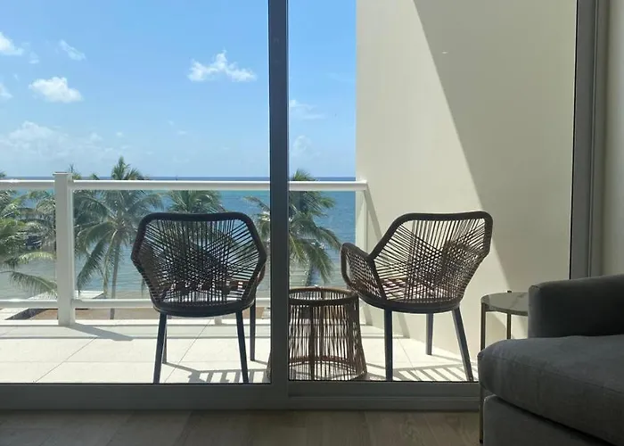 Styles 2c - Ocean View Luxury W/ Pool San Pedro (Ambergris Caye)
