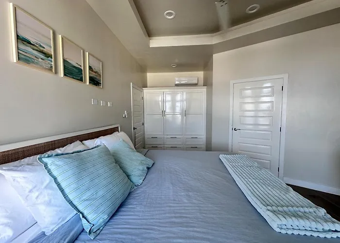 Apartment Styles 2c - Ocean View Luxury W/ Pool